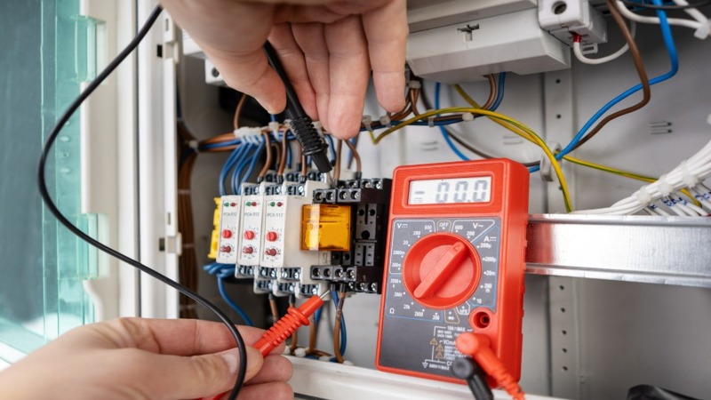 Experience peace of mind with the electrician services Largo, FL, residents trust for safe home repairs.