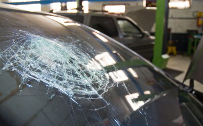 Fast Solutions for Cracked Windshields with Mobile Auto Glass Service In Palmdale, On-Site