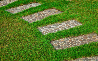 Concrete Curb Landscape Edging Tips for Low Maintenance Landscaping in Deerfield, WI